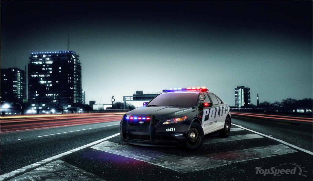 2011-ford-police-intercep_1600x0w